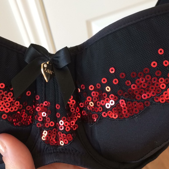 NW Costume bra - black with red sequins - Picture 2 of 3